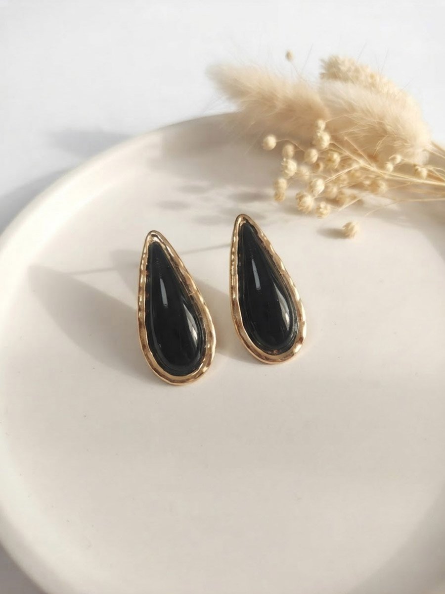 Gold Tone Earring Set
