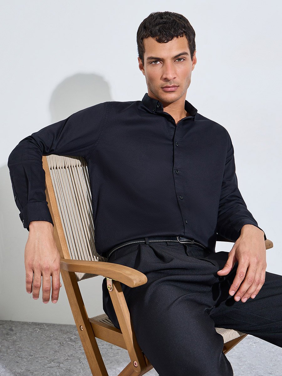 Black Solid Textured Regular Fit Shirt