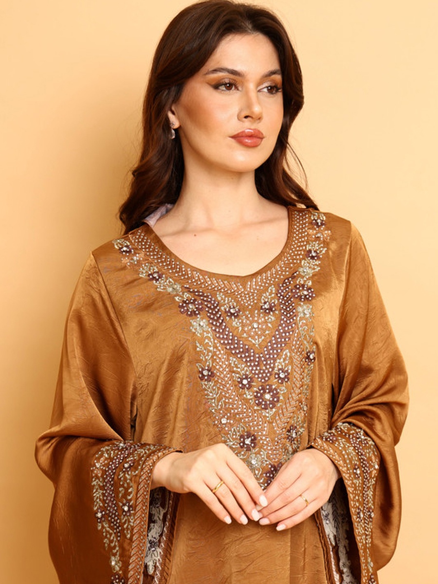 Amwaj Embellished V Neck Jalabiya