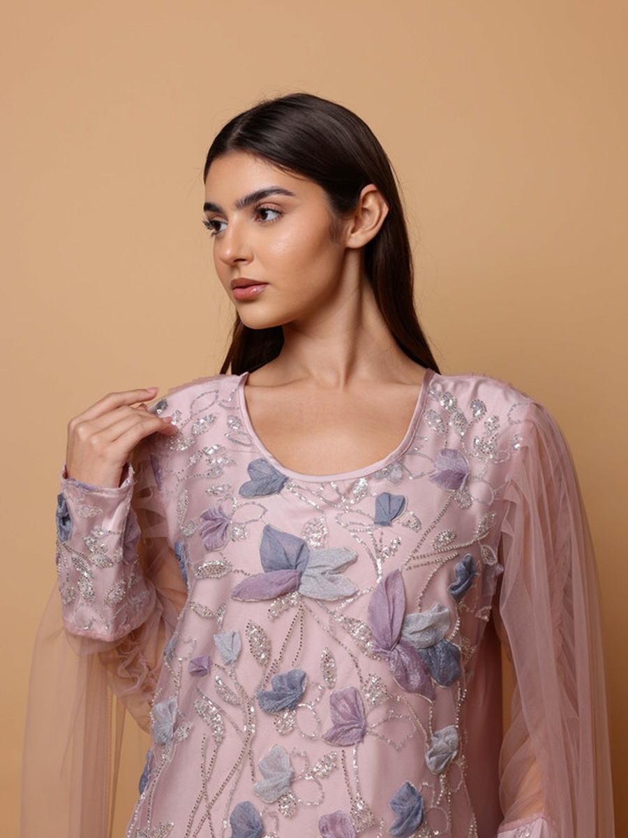 Nayla Embellished Jalabiya with Mesh Cape