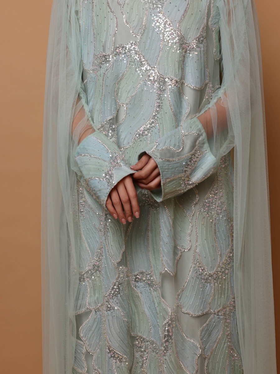 Nayla Embellished Jalabiya with Mesh Cape