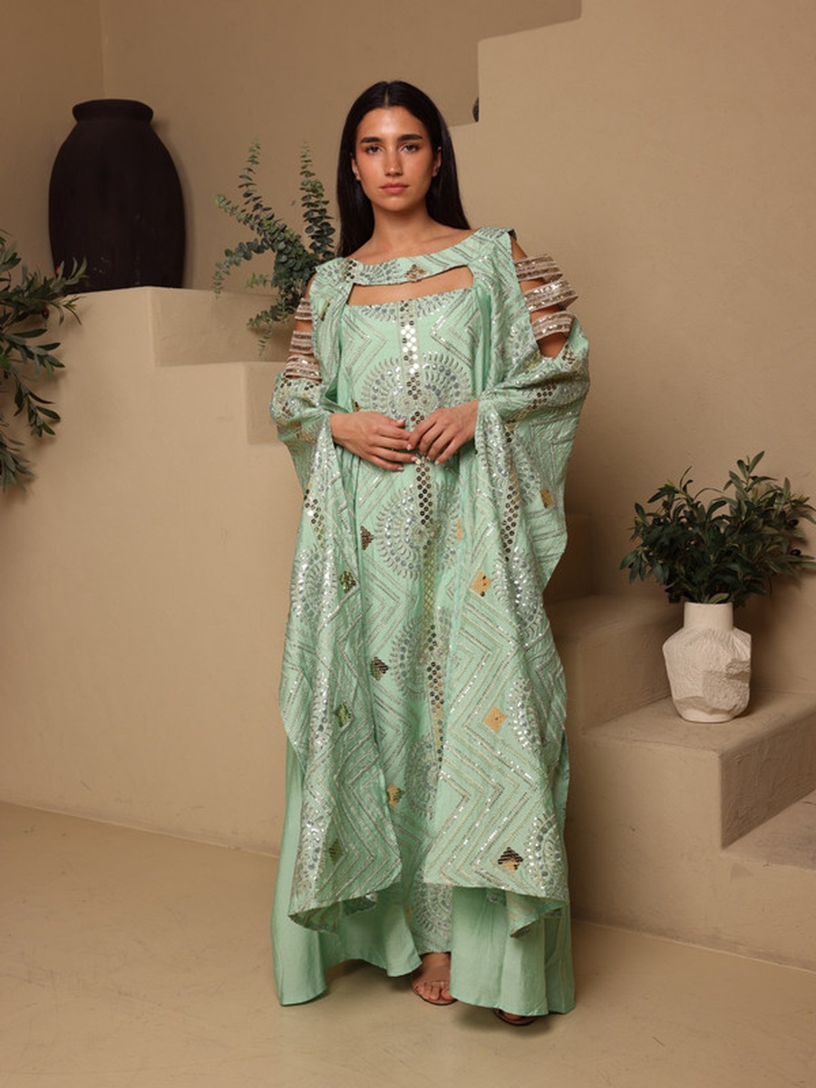 Sage Embellished Cut-Out Sleeve Jalabiya