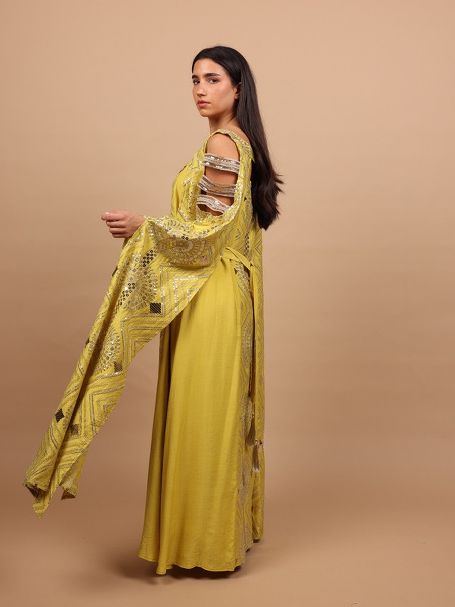 Sage Embellished Cut-Out Sleeve Jalabiya