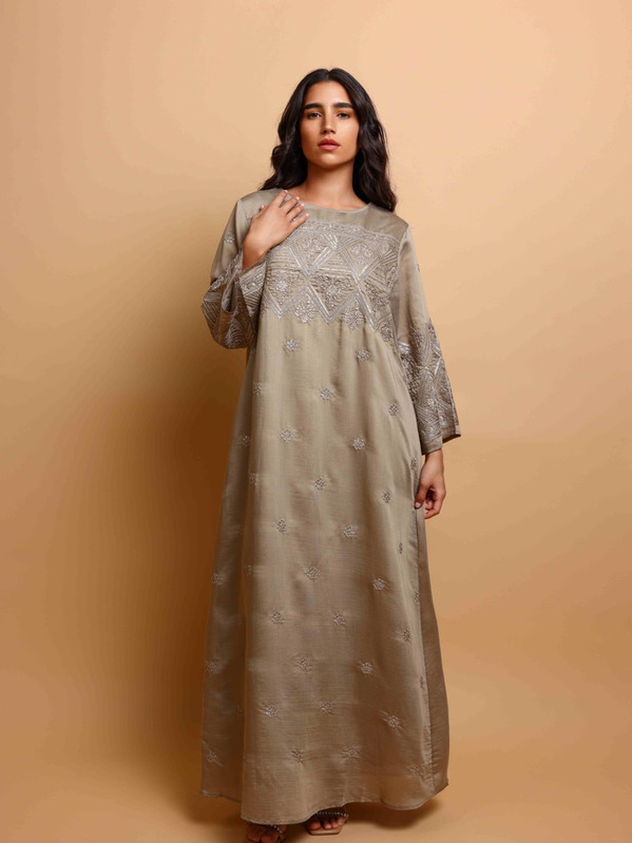 Inaya Embroidered Jalabiya