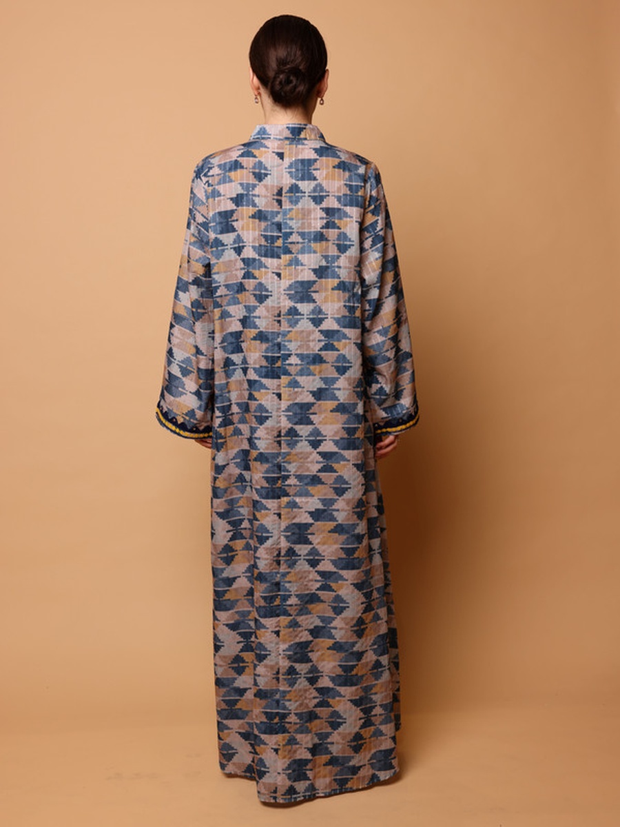 Noorain Patterned Studded Jalabiya