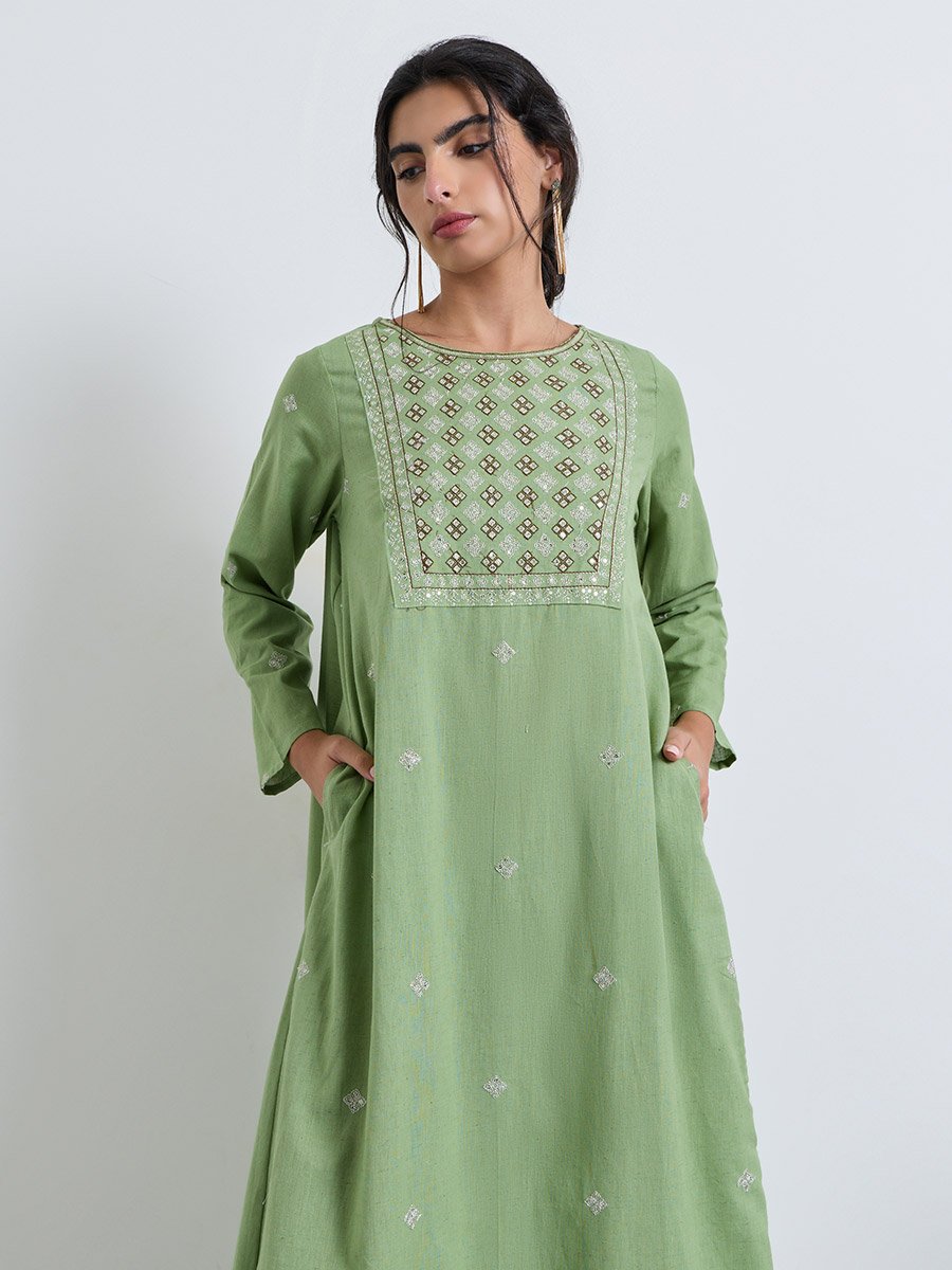 Green Long Sleeves Embroidered Maxi Jalabiya
