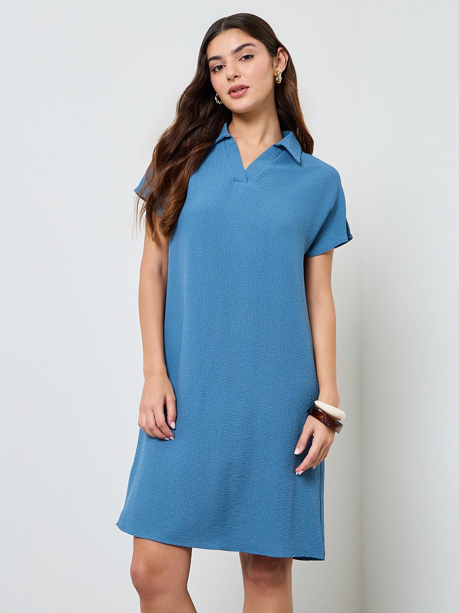 Blue Open Collar Knee Length Dress