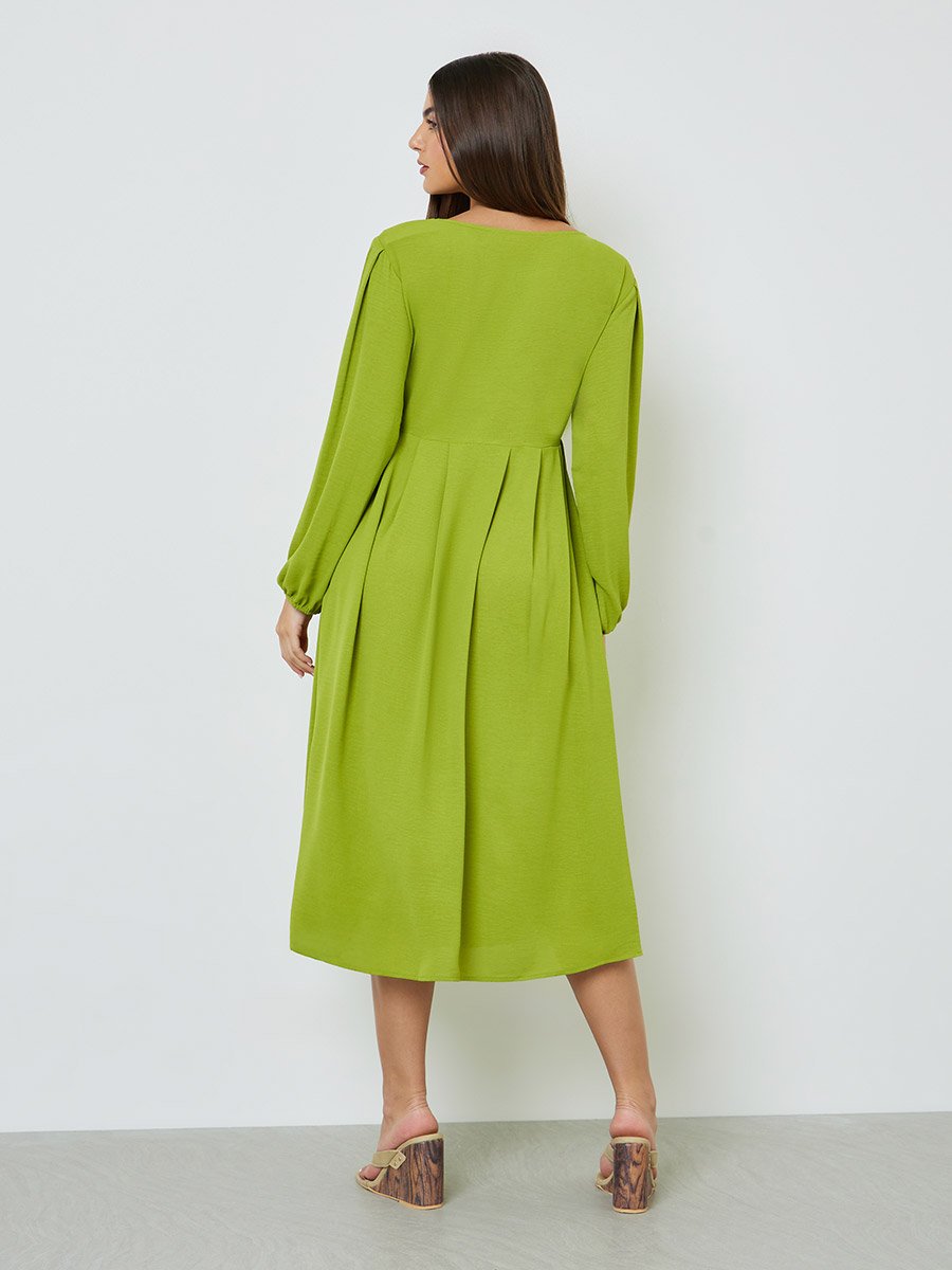 Green Solid Tie-Up Waist Pleated A-Line Midi Dress