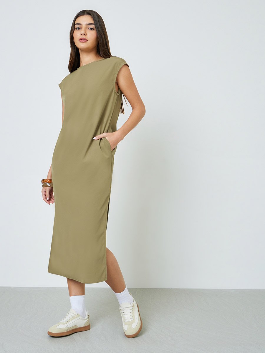 Plus Size Khaki Side-Slit Sleeveless Midi Dress