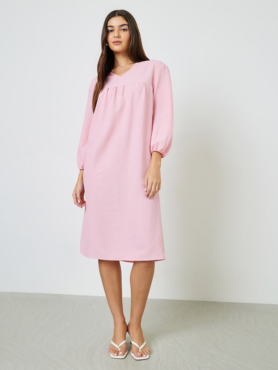 Pink Textured 3/4 Puff Sleeves Midi Dress