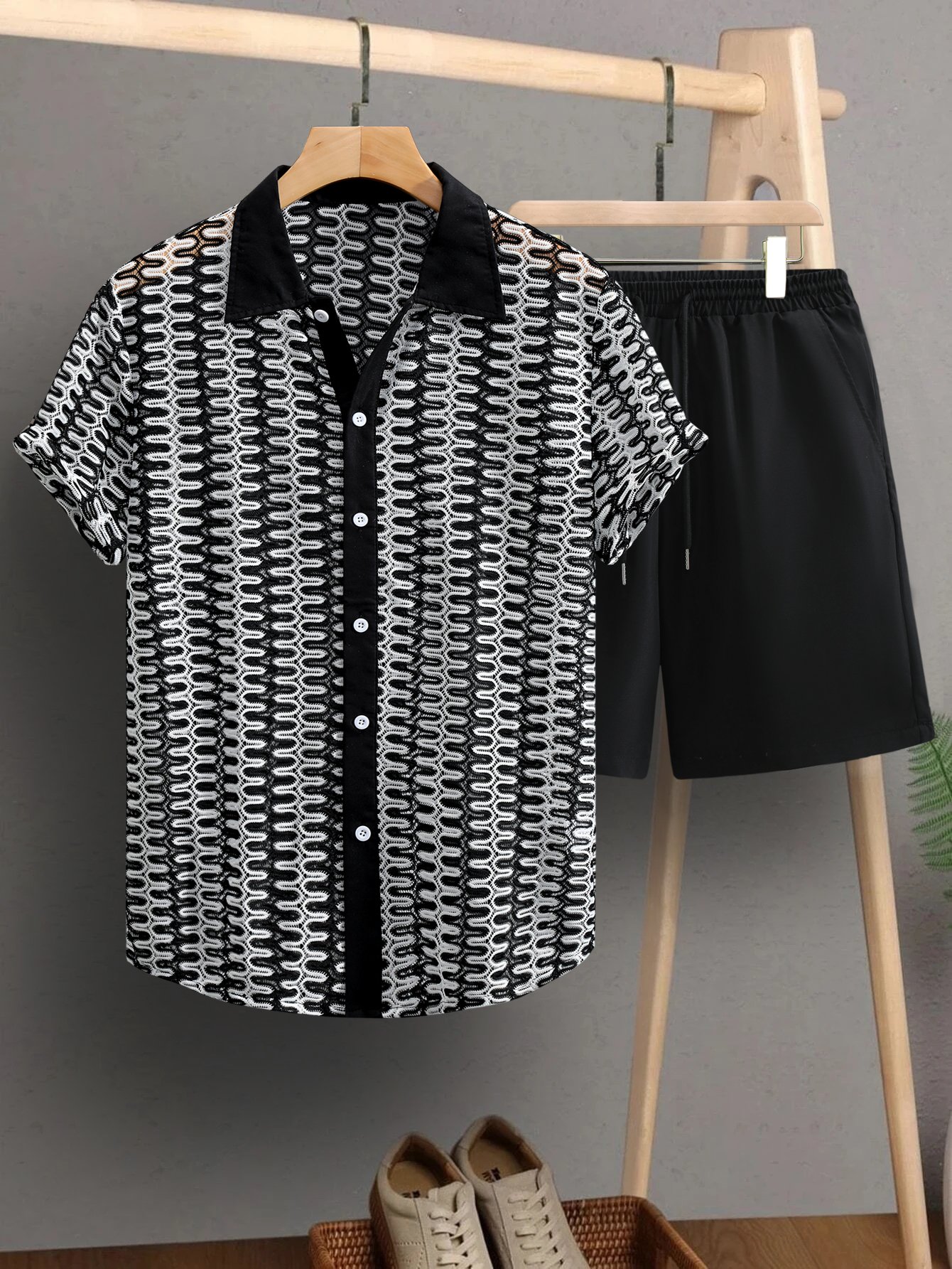 Men Geometric Print Shirt and Shorts Co-Ords