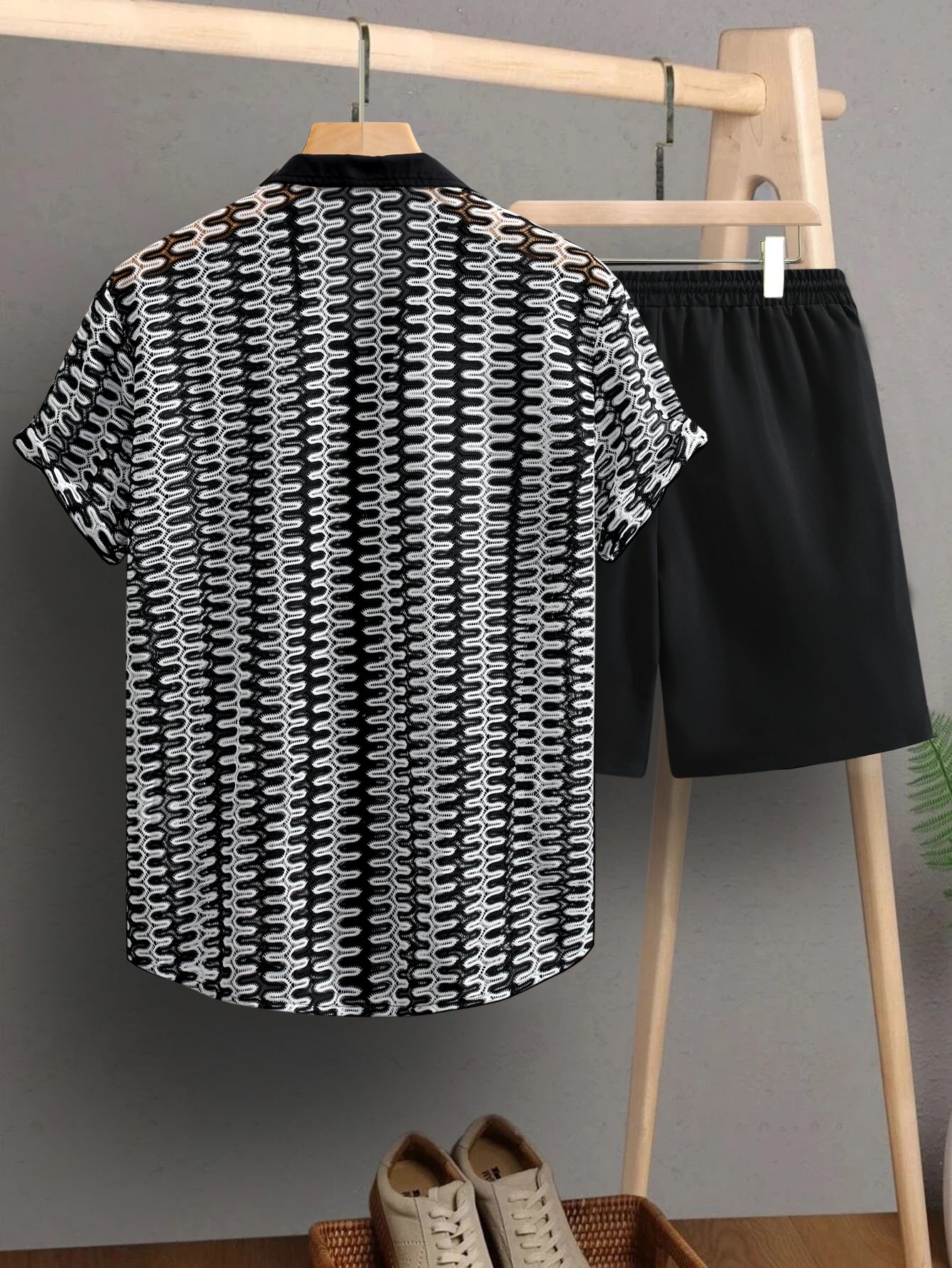 Men Geometric Print Shirt and Shorts Co-Ords