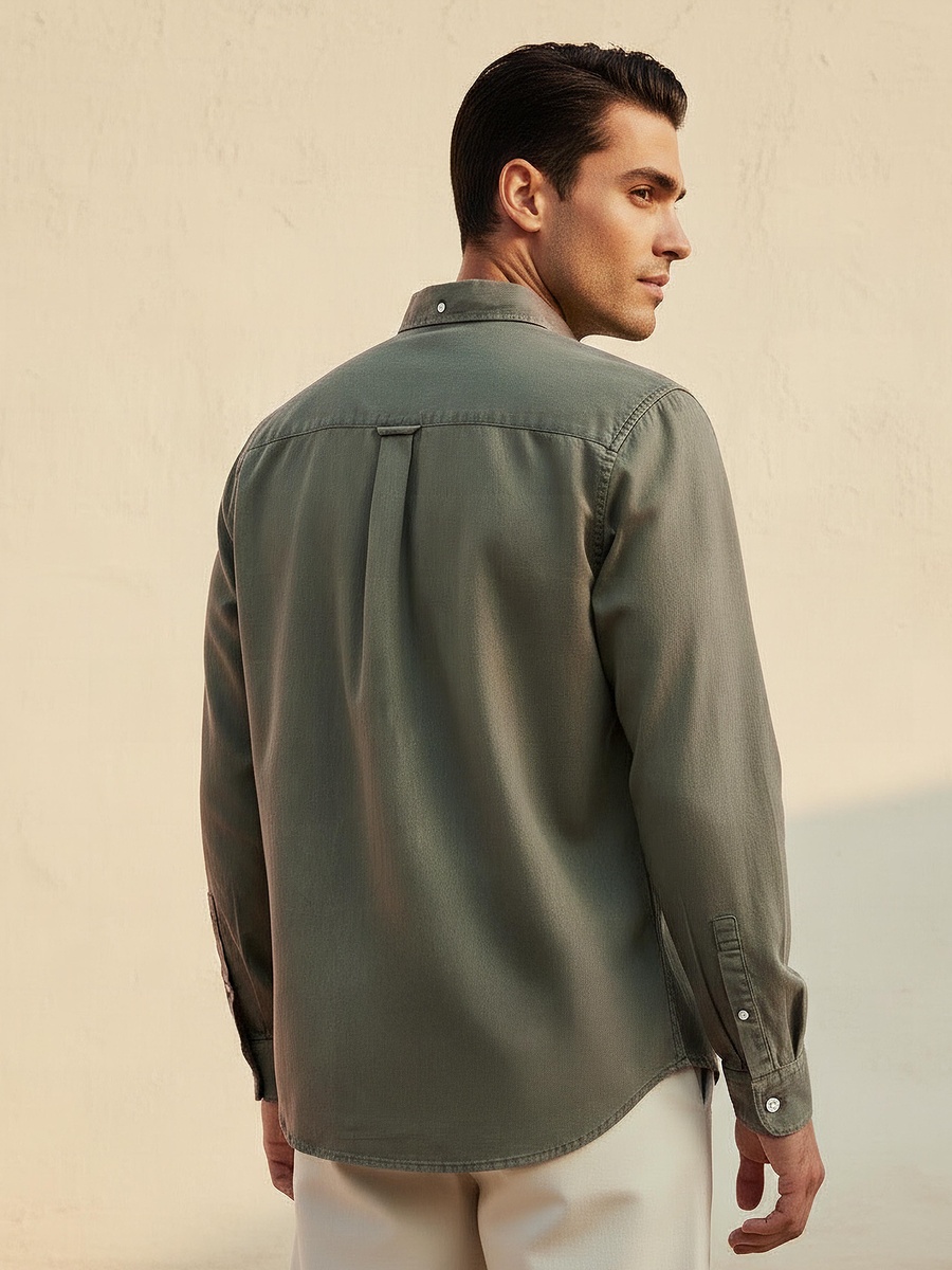 Men Regular Fit Button-Down Collar Long Sleeves Denim Shirt