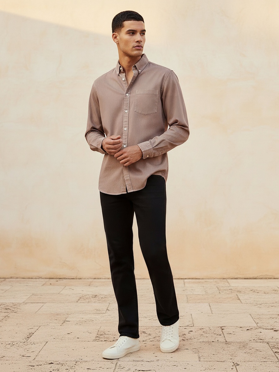 Men Regular Fit Button-Down Collar Long Sleeves Denim Shirt