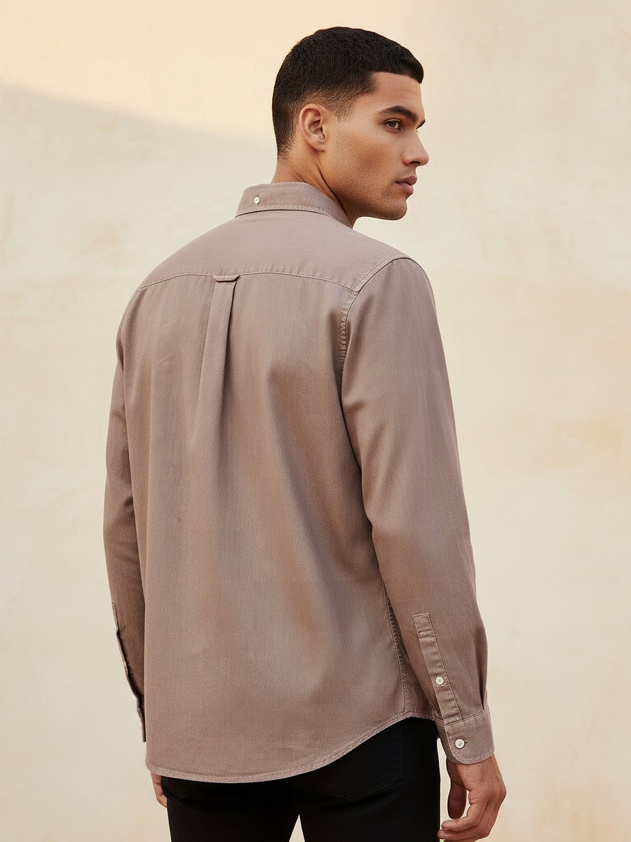 Men Regular Fit Button-Down Collar Long Sleeves Denim Shirt