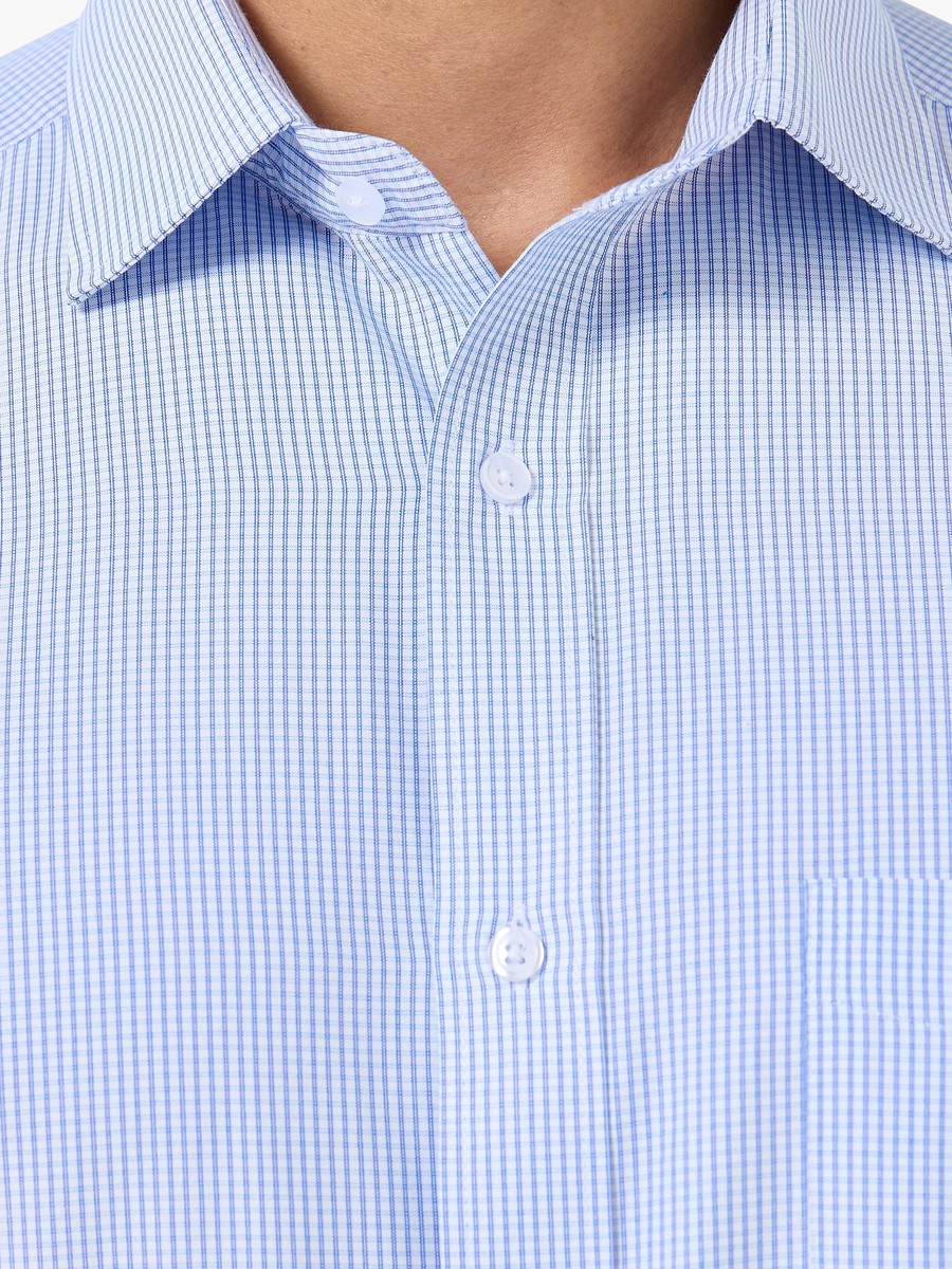 Men Regular Fit Collared Checked Long Sleeves Shirt