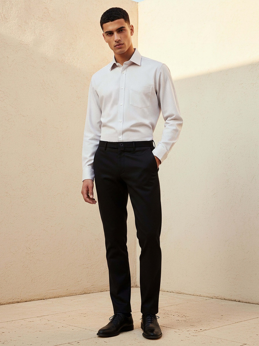 Men Regular Fit Collared Textured Long Sleeves Shirt