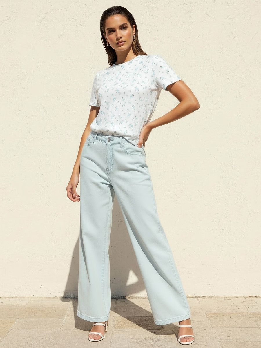 Wide Leg High-Rise Jeans with Elastic Waist