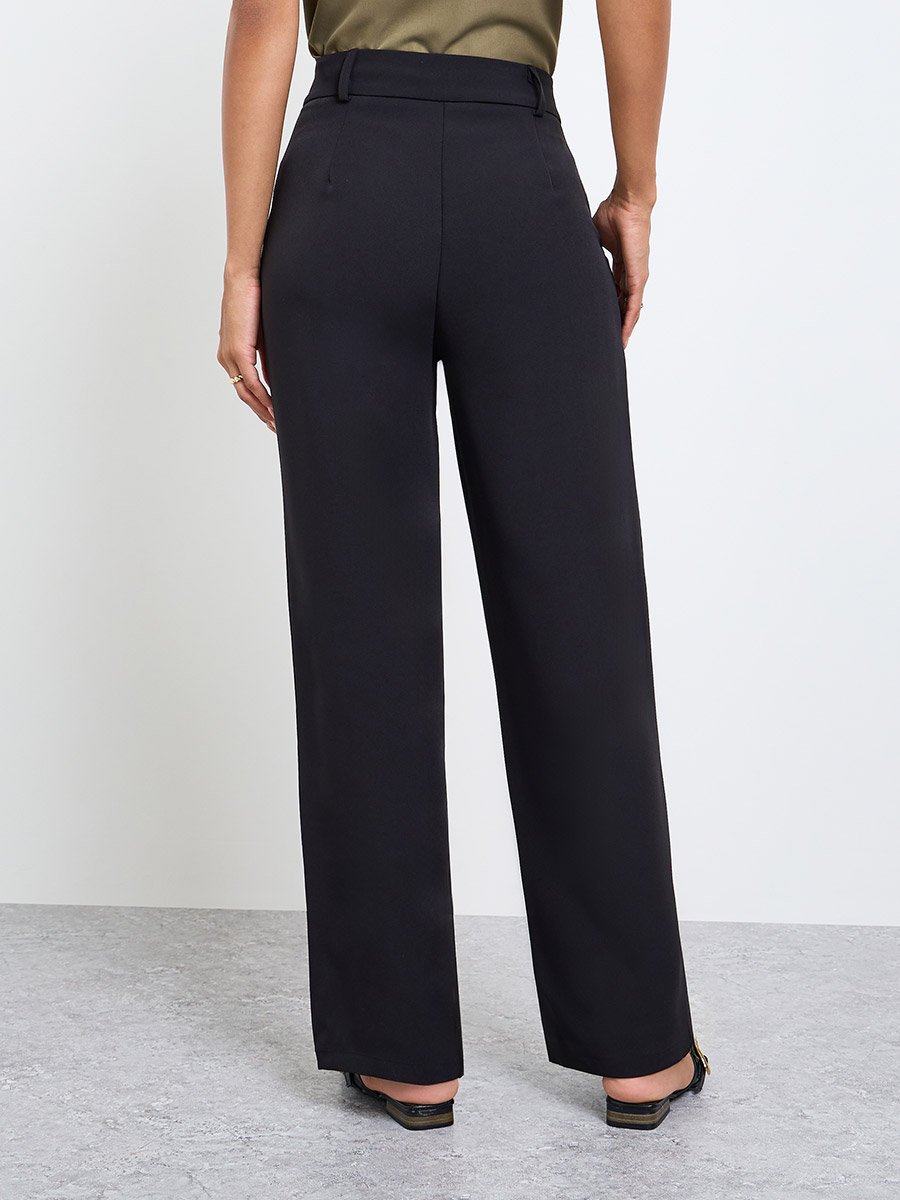 Black Solid Slant Pocket Straight Pants
