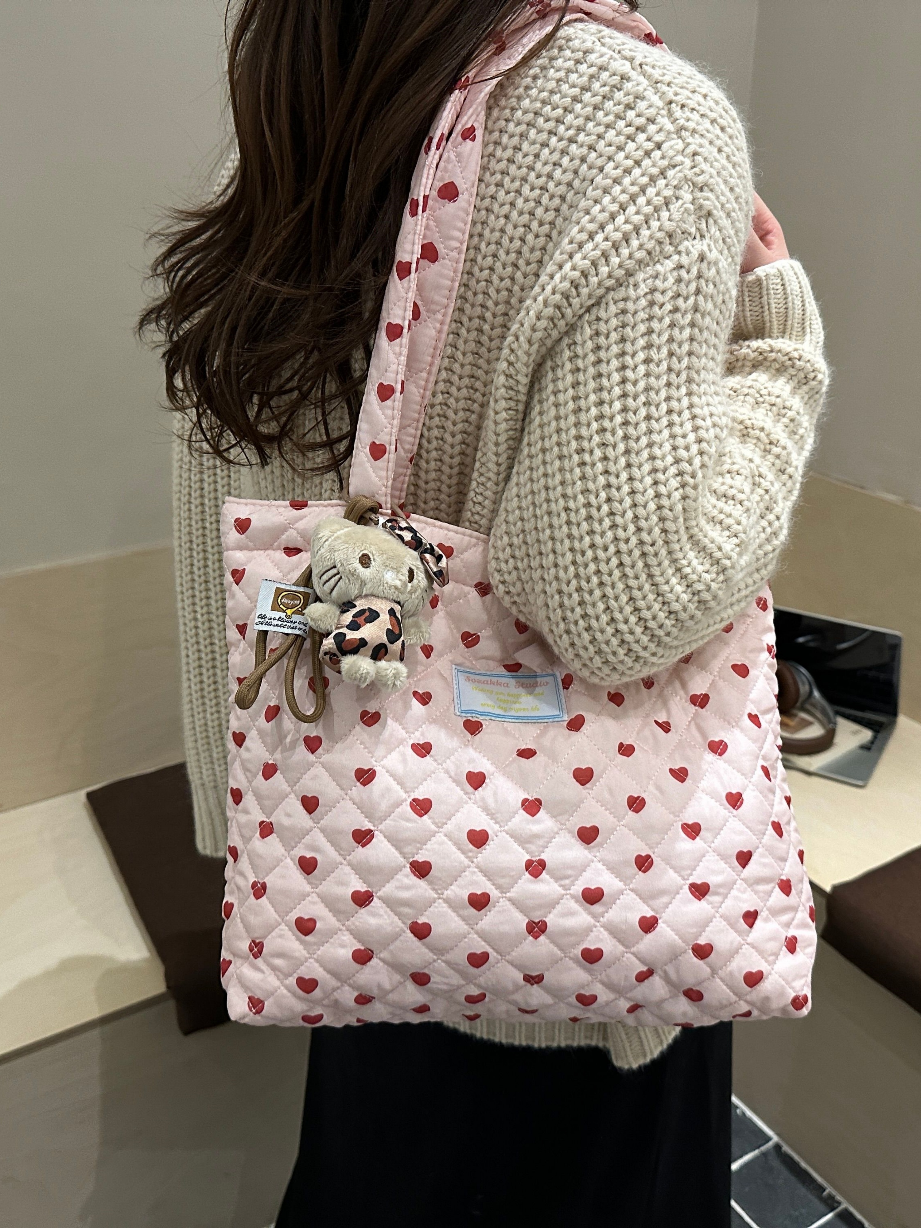 Heart Print Quilted Shoulder Bag