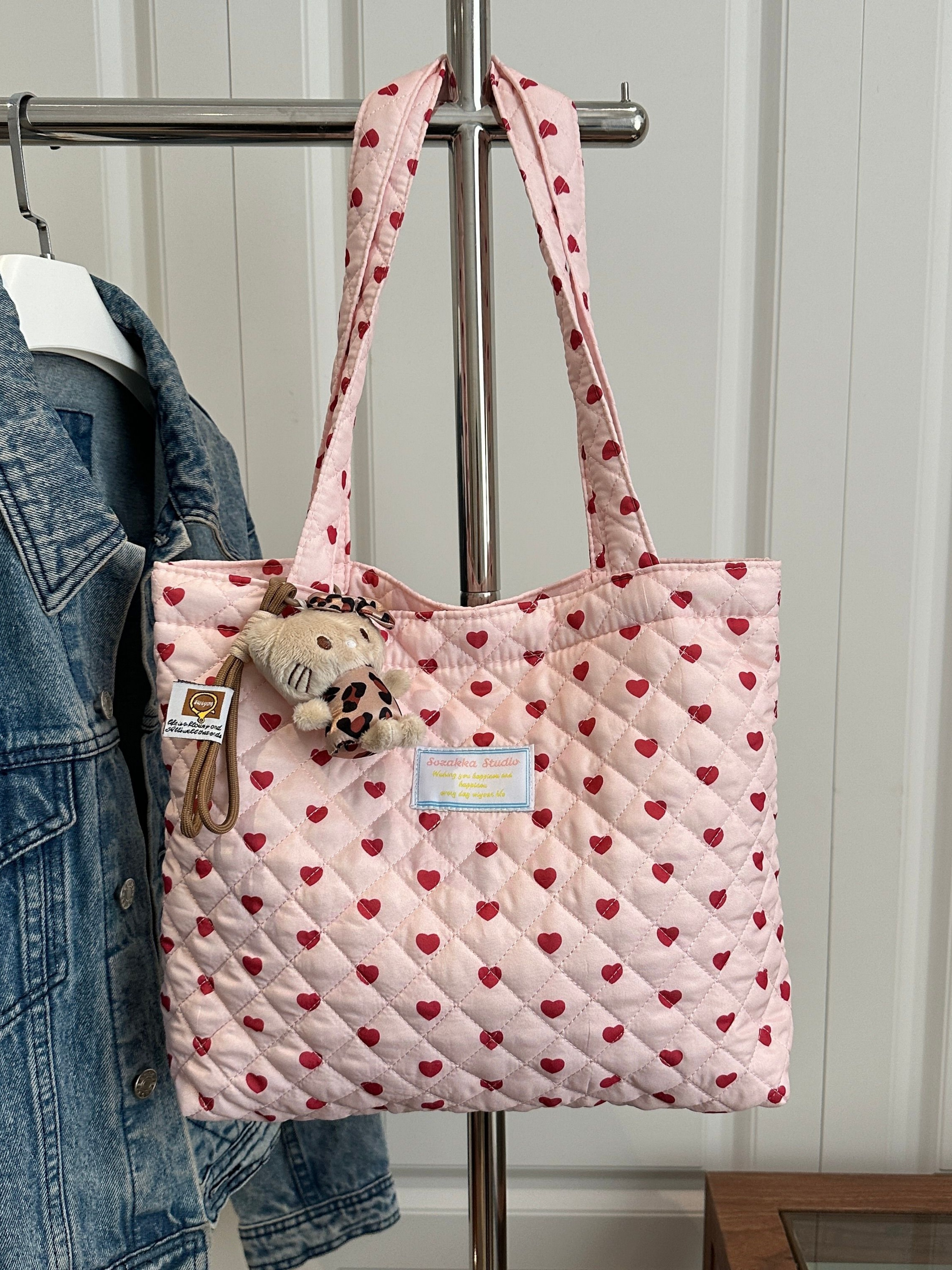 Heart Print Quilted Shoulder Bag