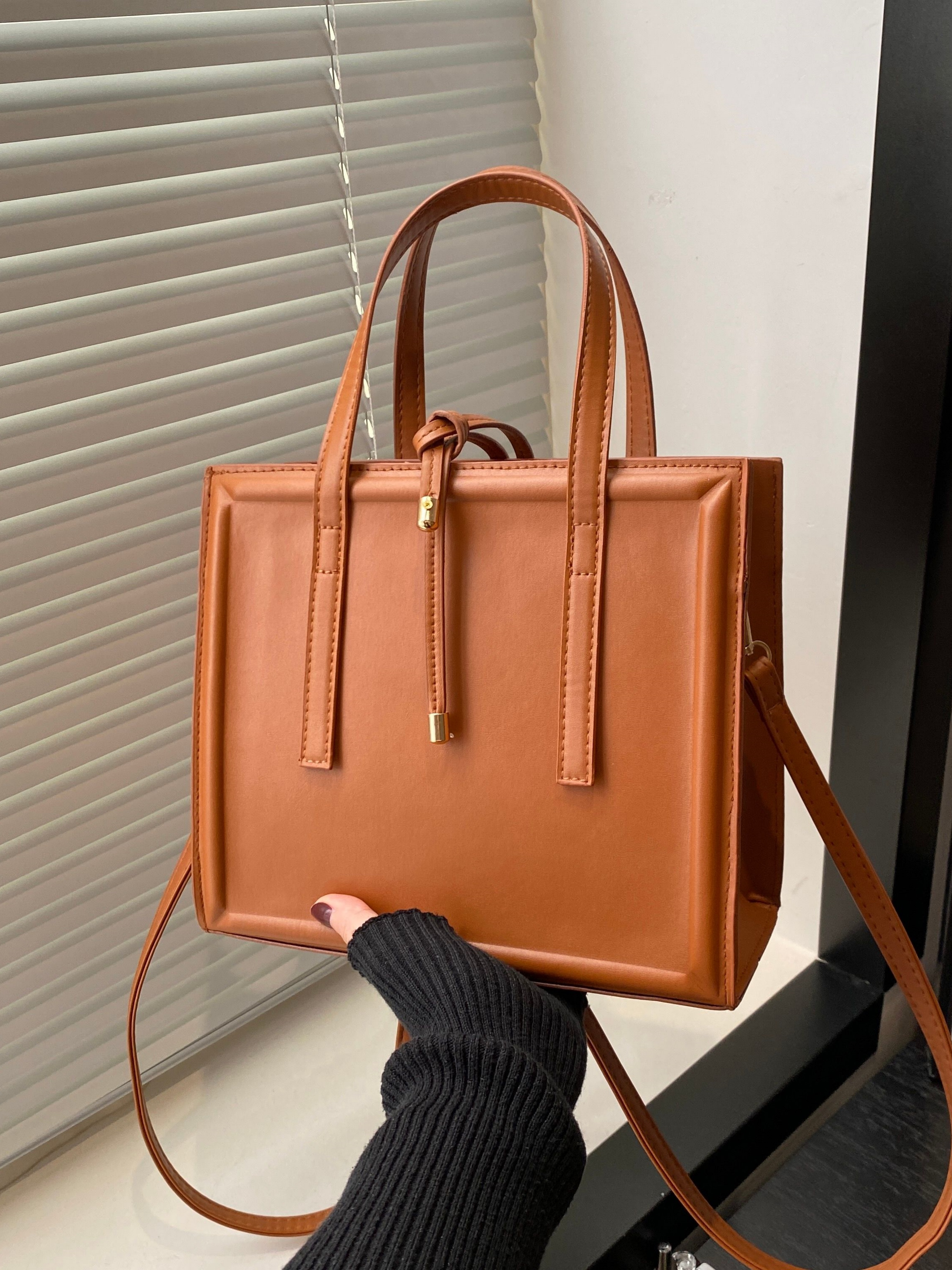 Brown Shoulder Bag with Zip Closure