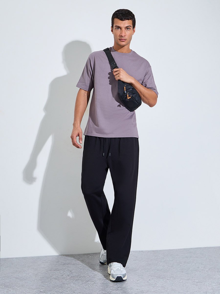 Black Solid Pocket Details Oversized Joggers