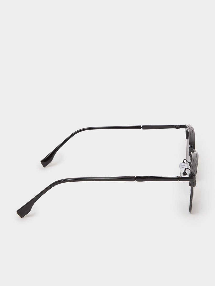Square Frame Sunglasses with Nose Pads