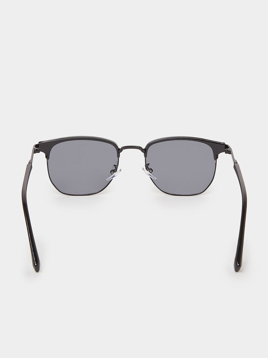 Square Frame Sunglasses with Nose Pads