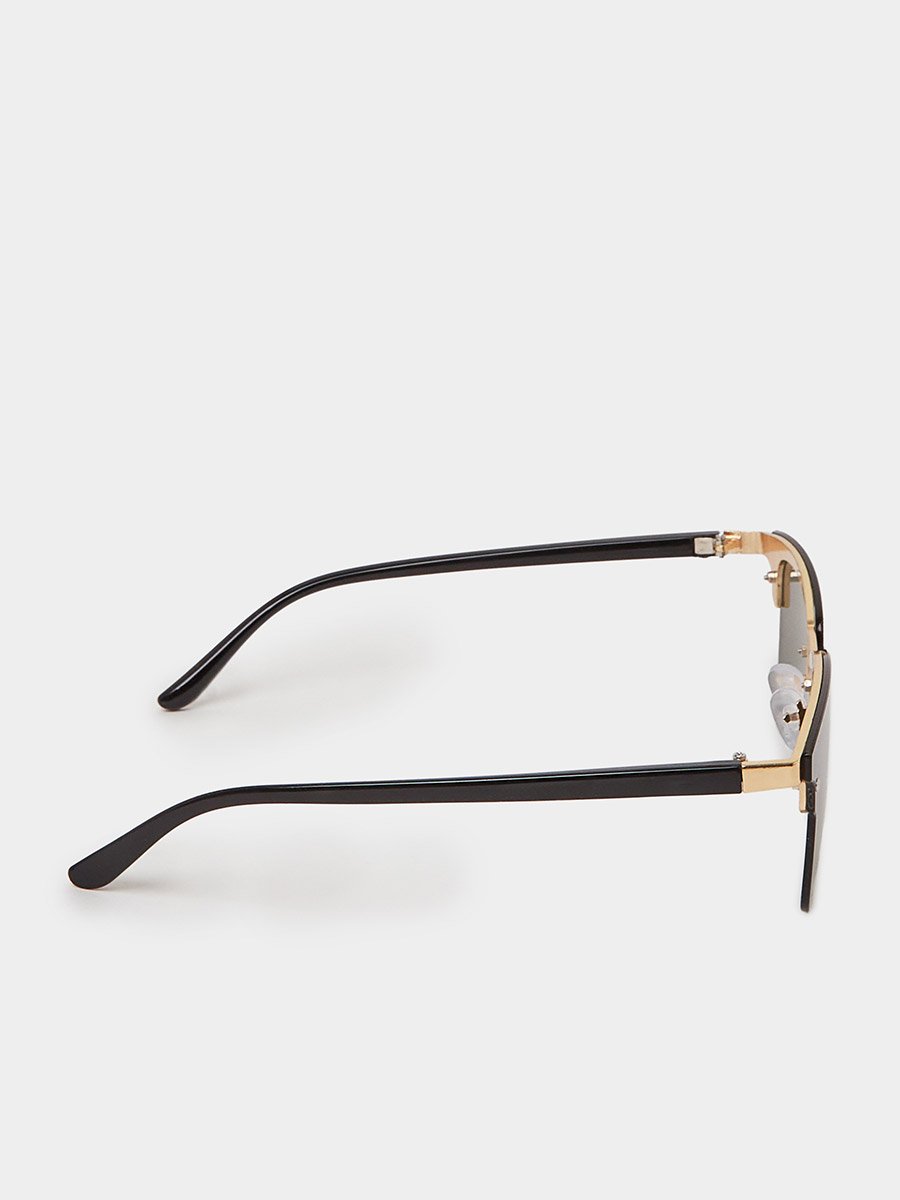 Square Frame Sunglasses with Nose Pads