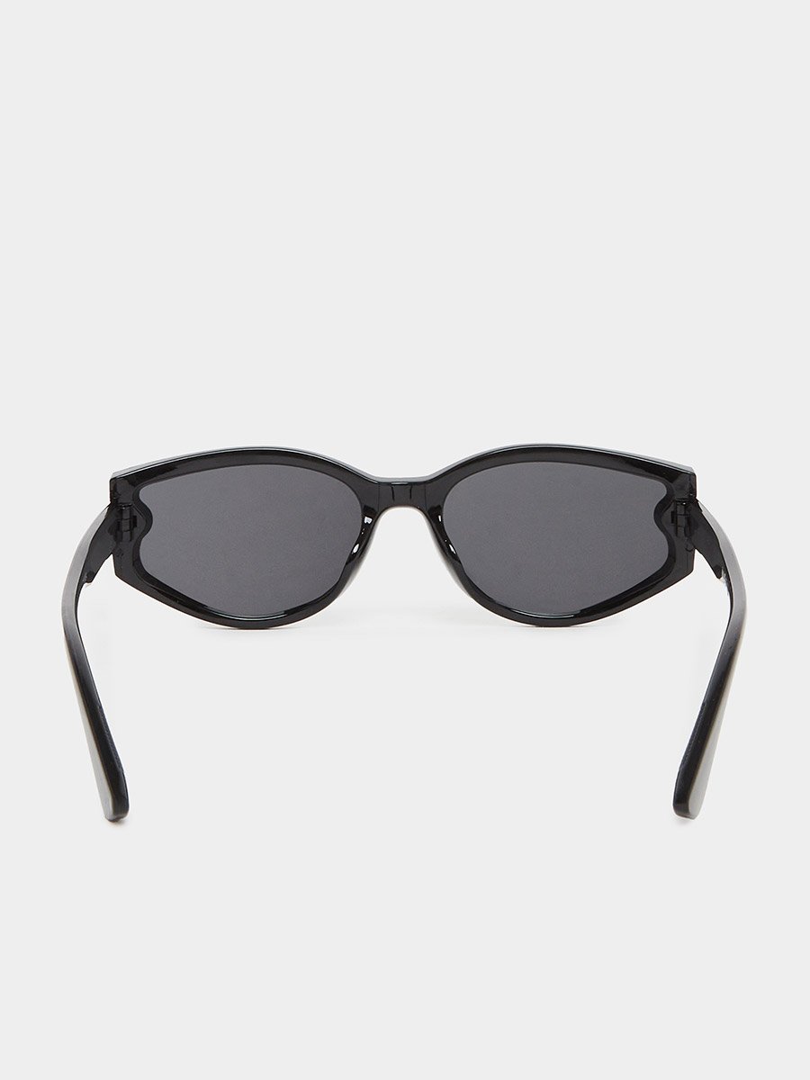 نظارة شمسية عين القطة سادة