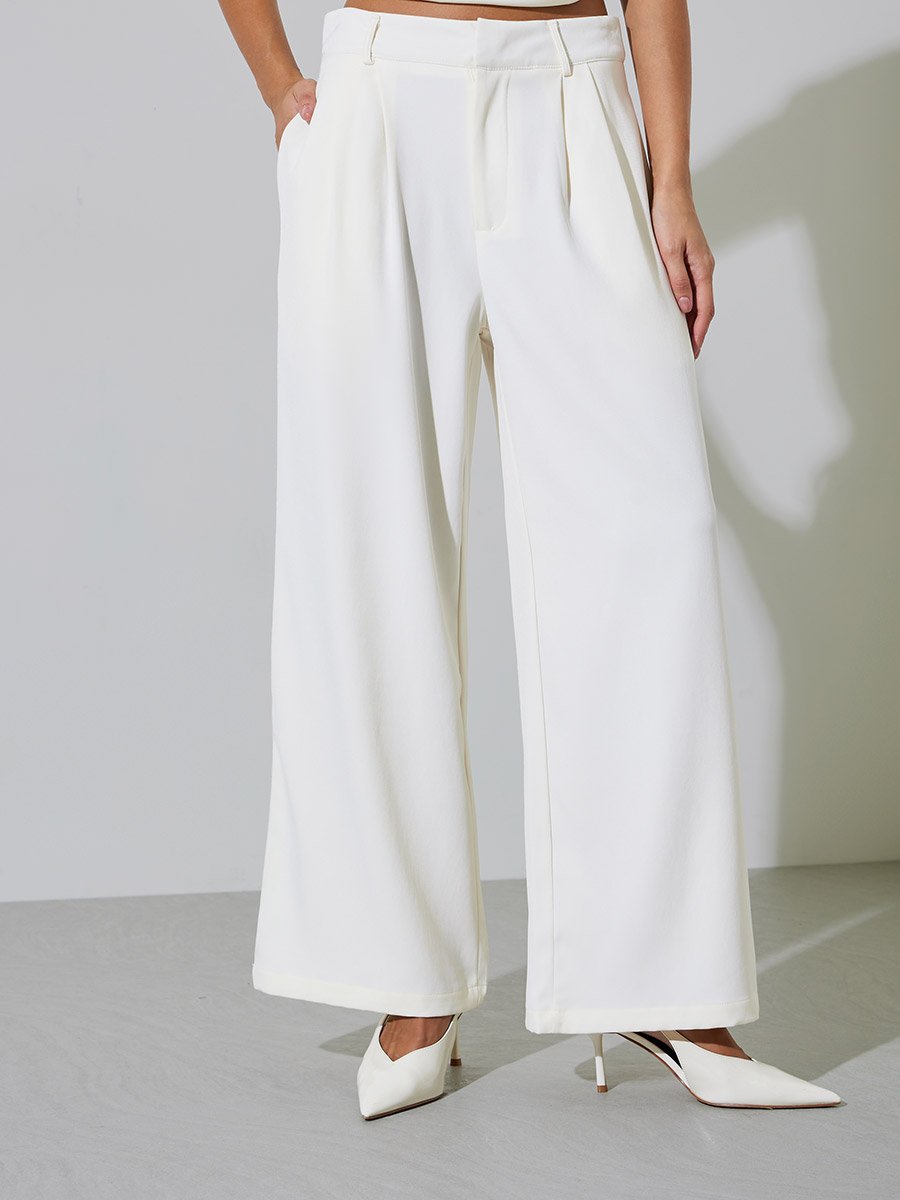 Off White Solid Pleated Wide Leg Pants