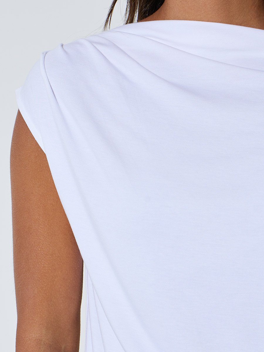 White Solid Draped Neck Knit Top