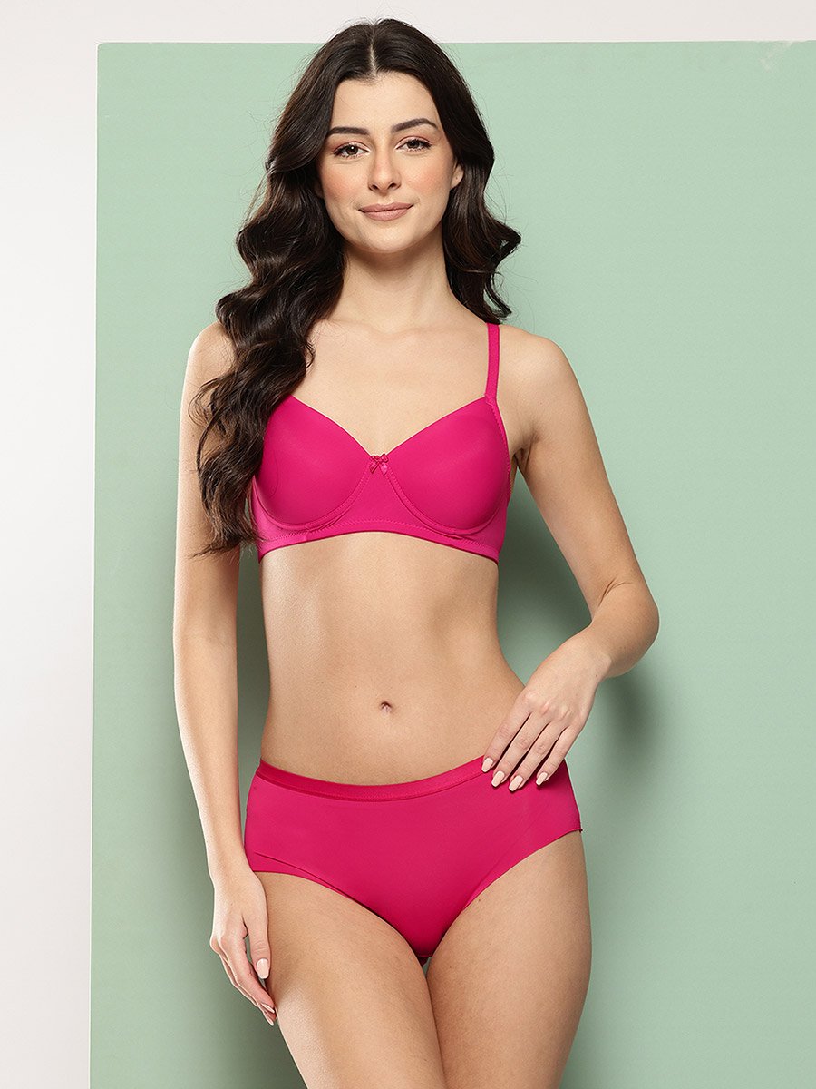 Magenta Solid Lightly Padded Non Wired Bra and Brief Set