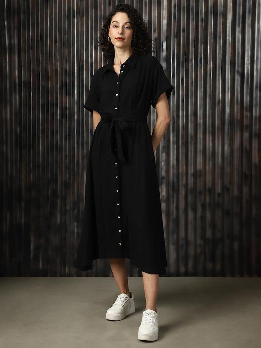 Black 100% Cotton Solid Buttoned Midi Dress