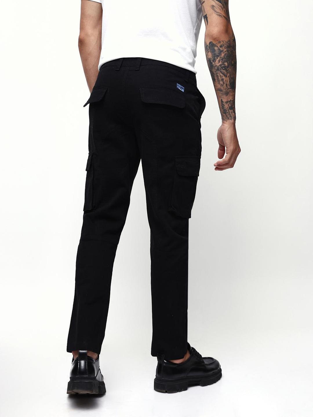 Men Black Cotton Blend Relaxed Cargo Trousers
