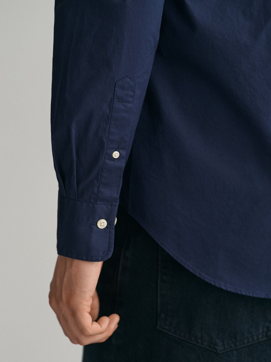 Men Classic Poplin Shirt