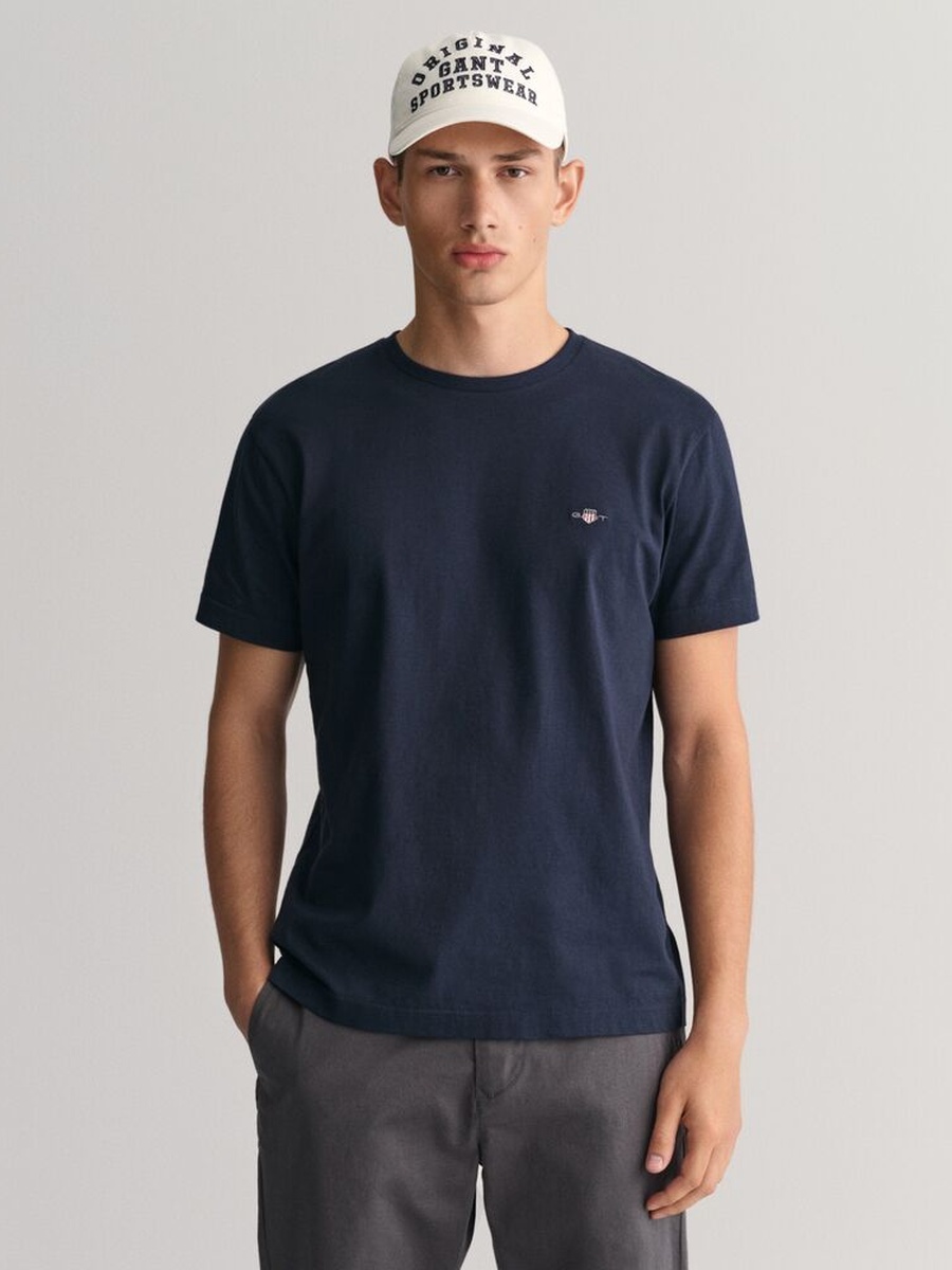 Men Slim Shield Logo T-Shirt