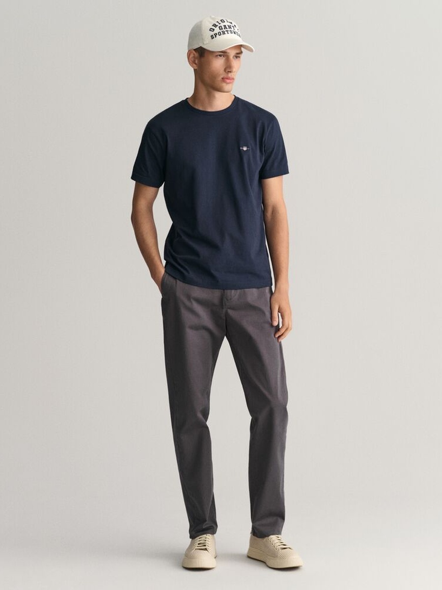 Men Slim Shield Logo T-Shirt