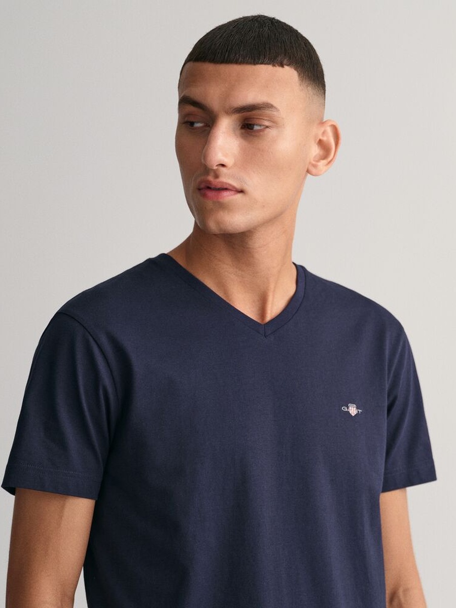 Men Slim V Neck Shield T-Shirt