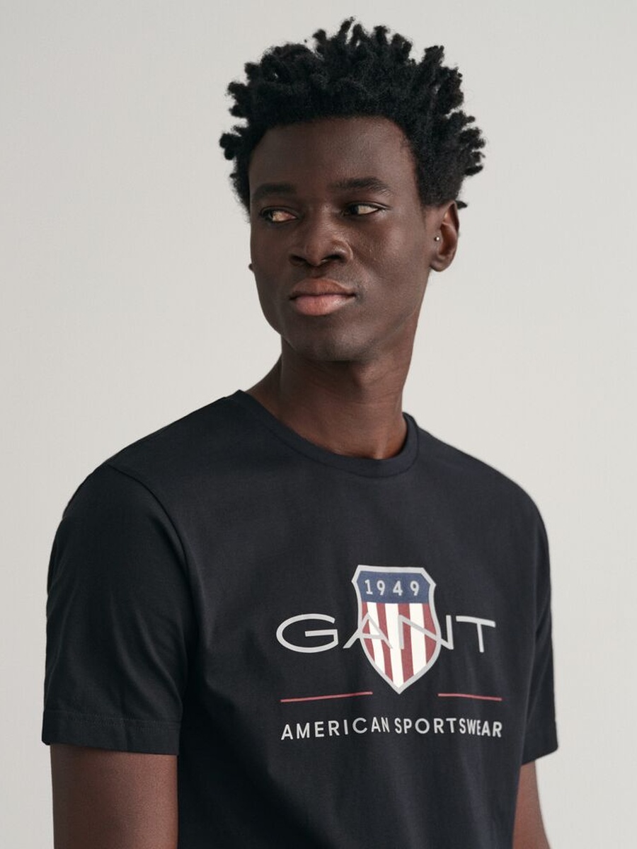 Men Archive Shield T-Shirt