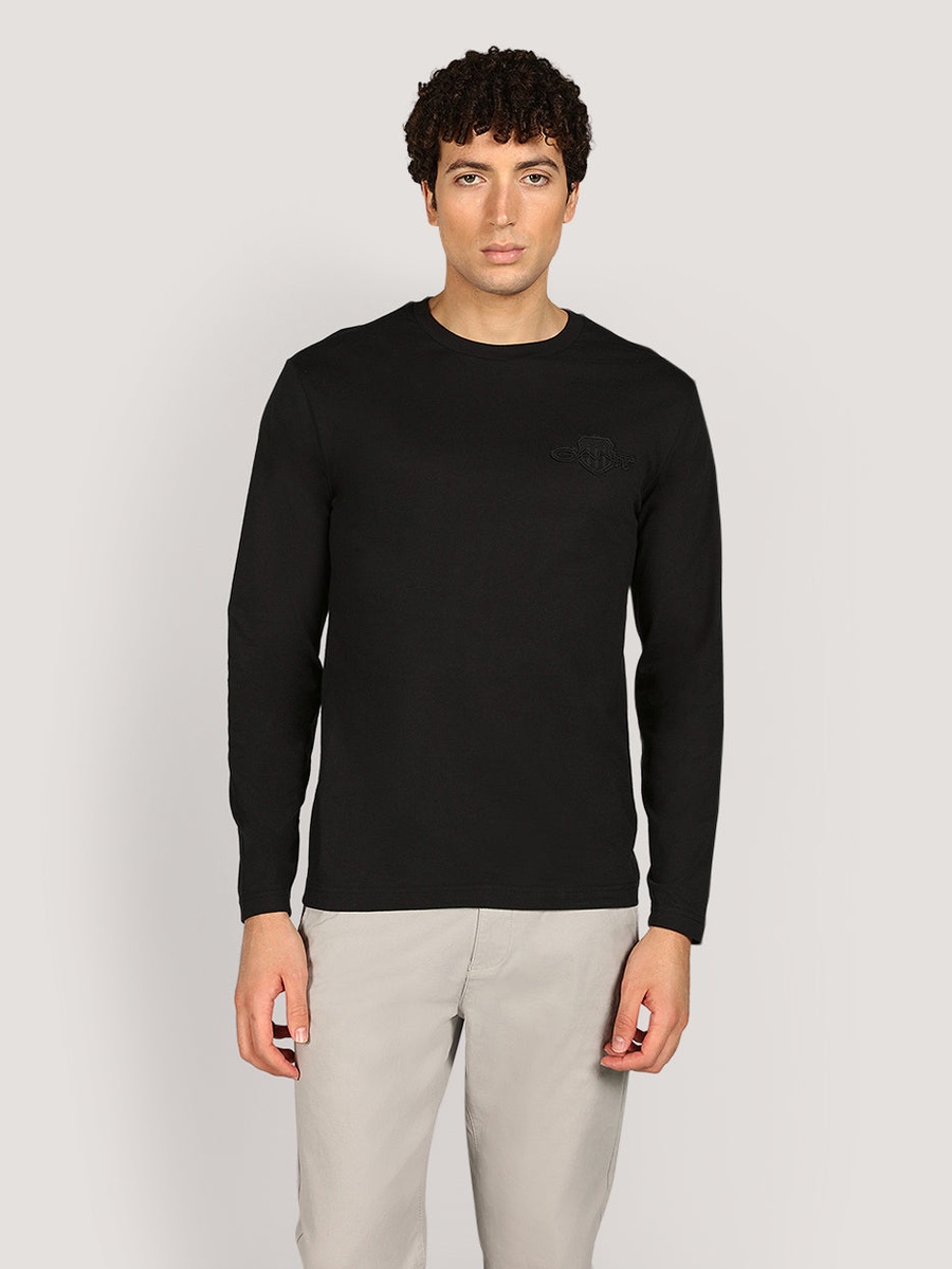 Men Tonal Shield Long T-Shirt