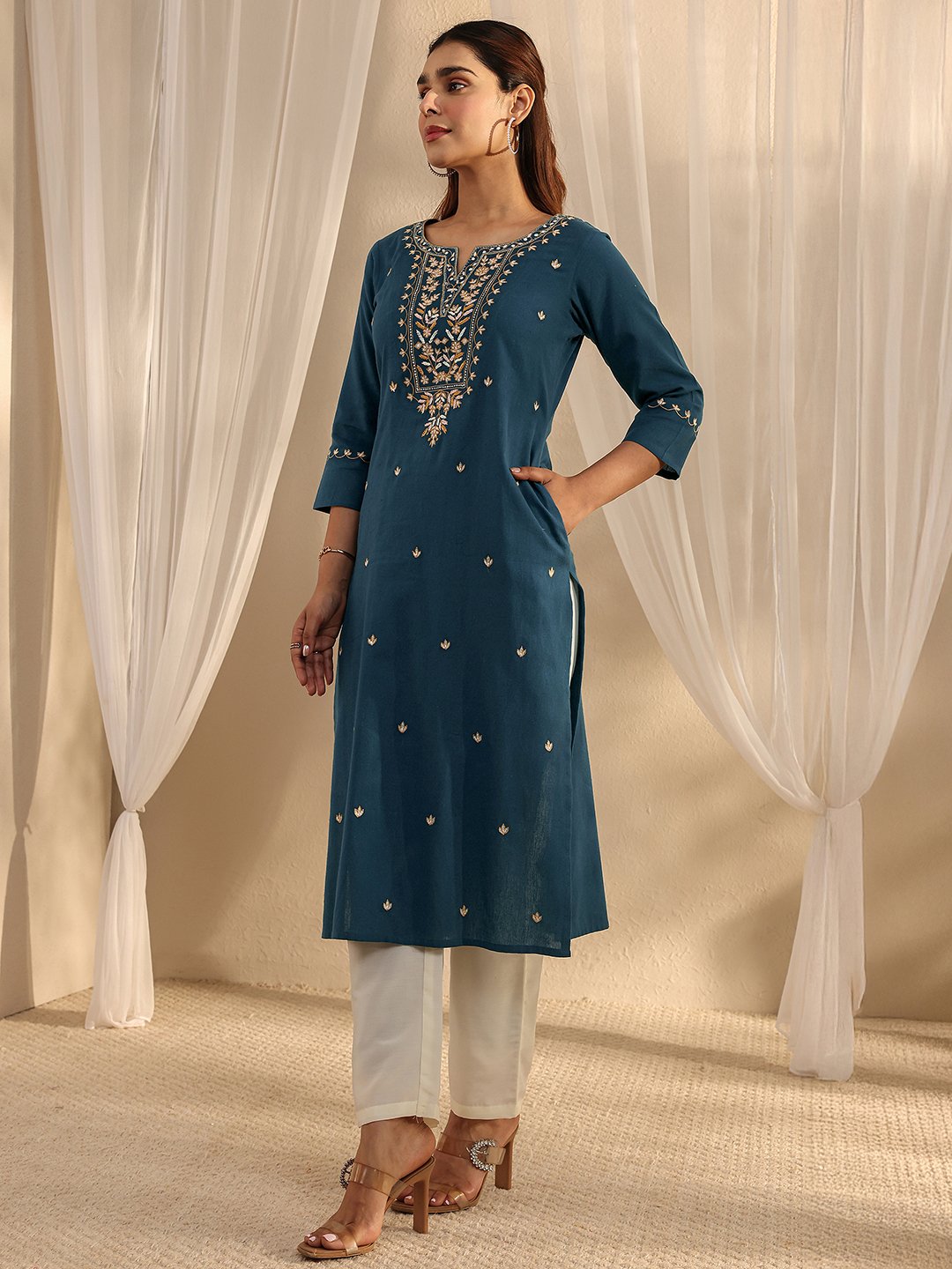 Blue Embroidered Cotton Straight Kurta