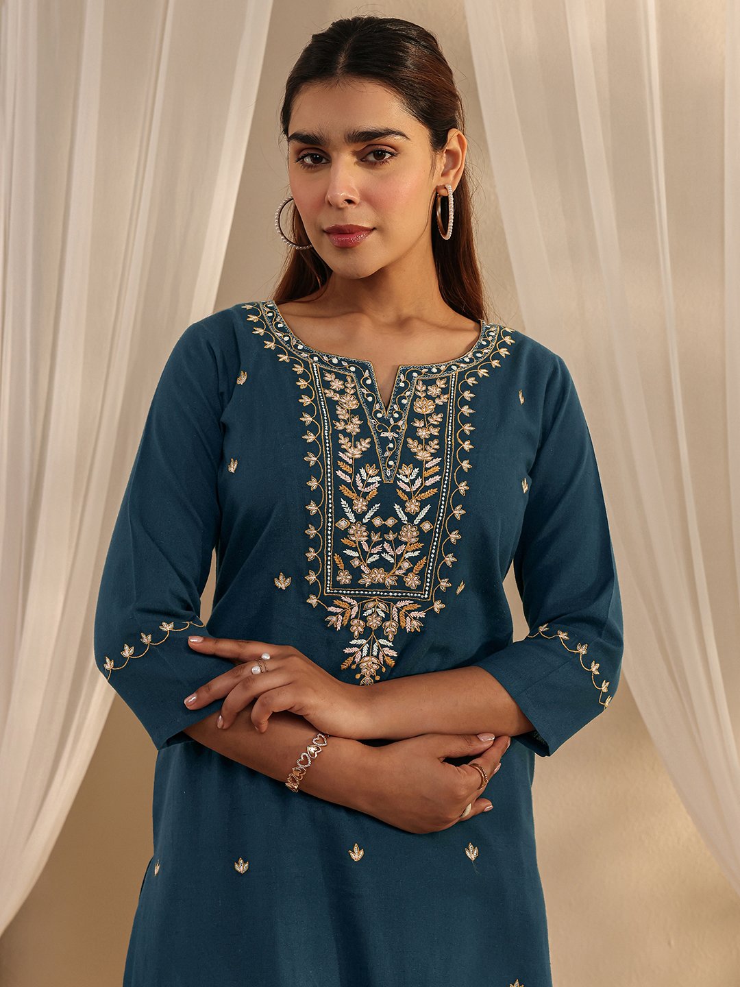 Blue Embroidered Cotton Straight Kurta