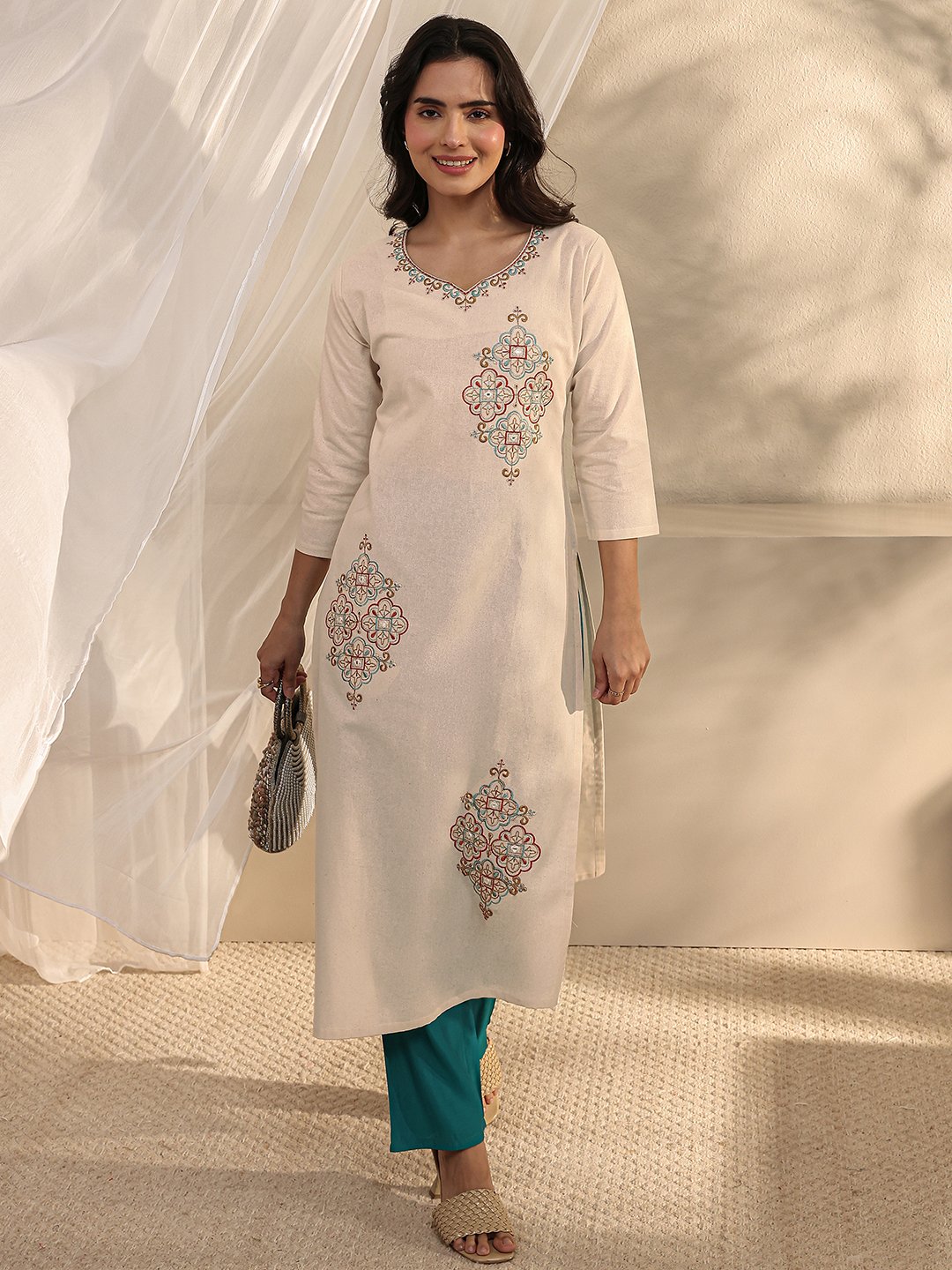 Off White Embroidered Cotton Blend Straight Kurta