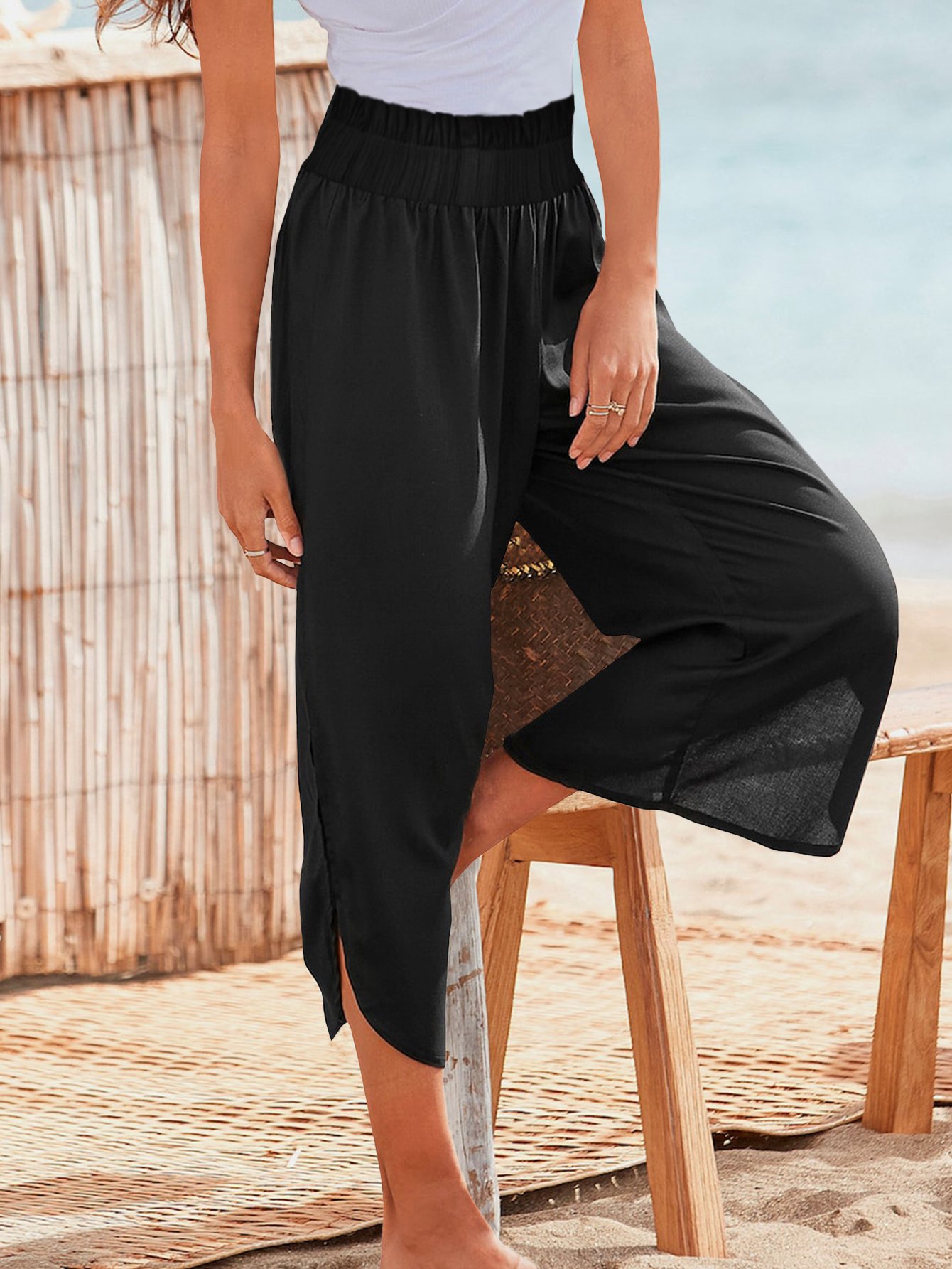 Black Elastic Waist 3/4 Length Pants