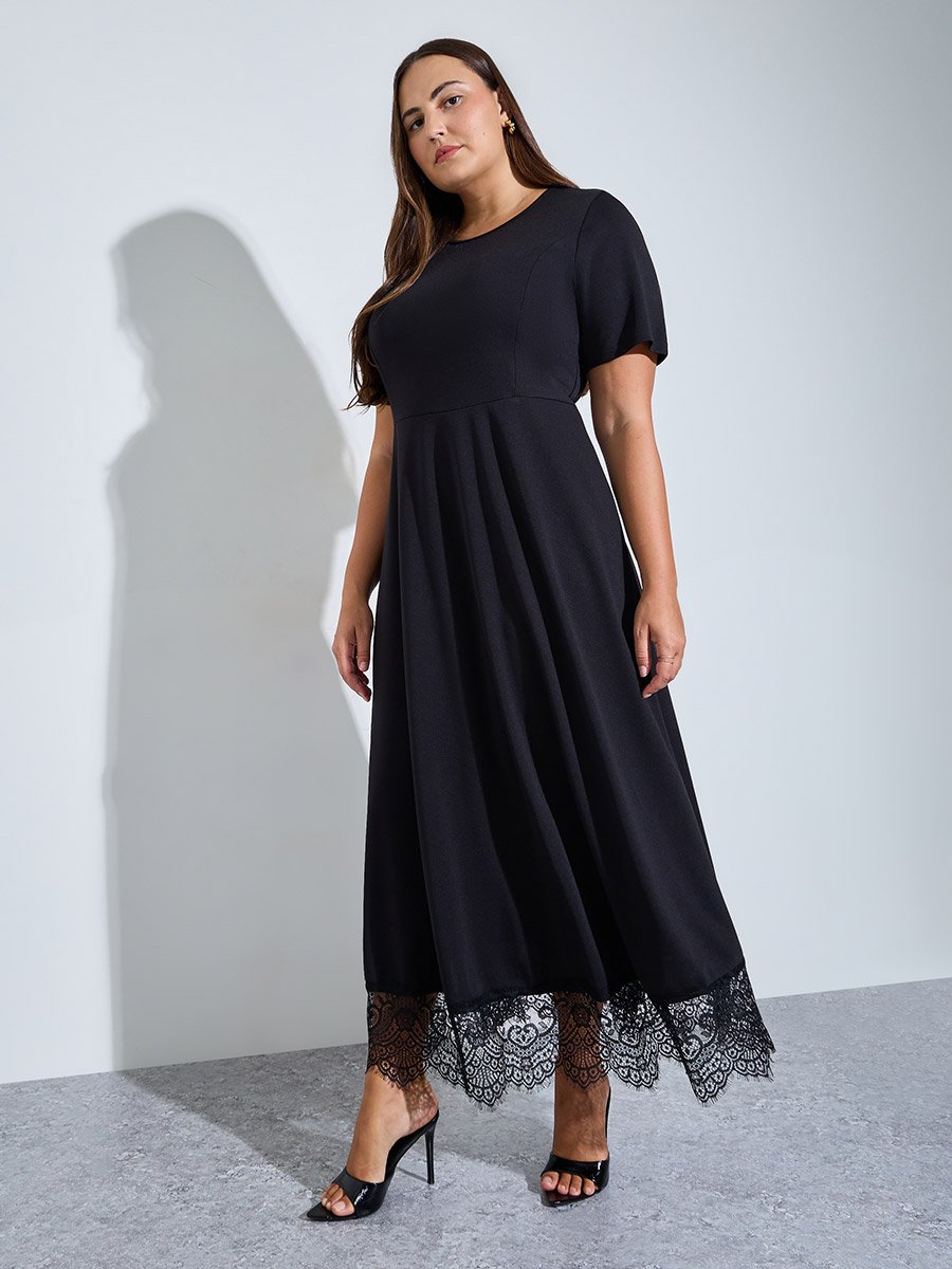 Plus Size Black Lace Trim A-Line Maxi Dress
