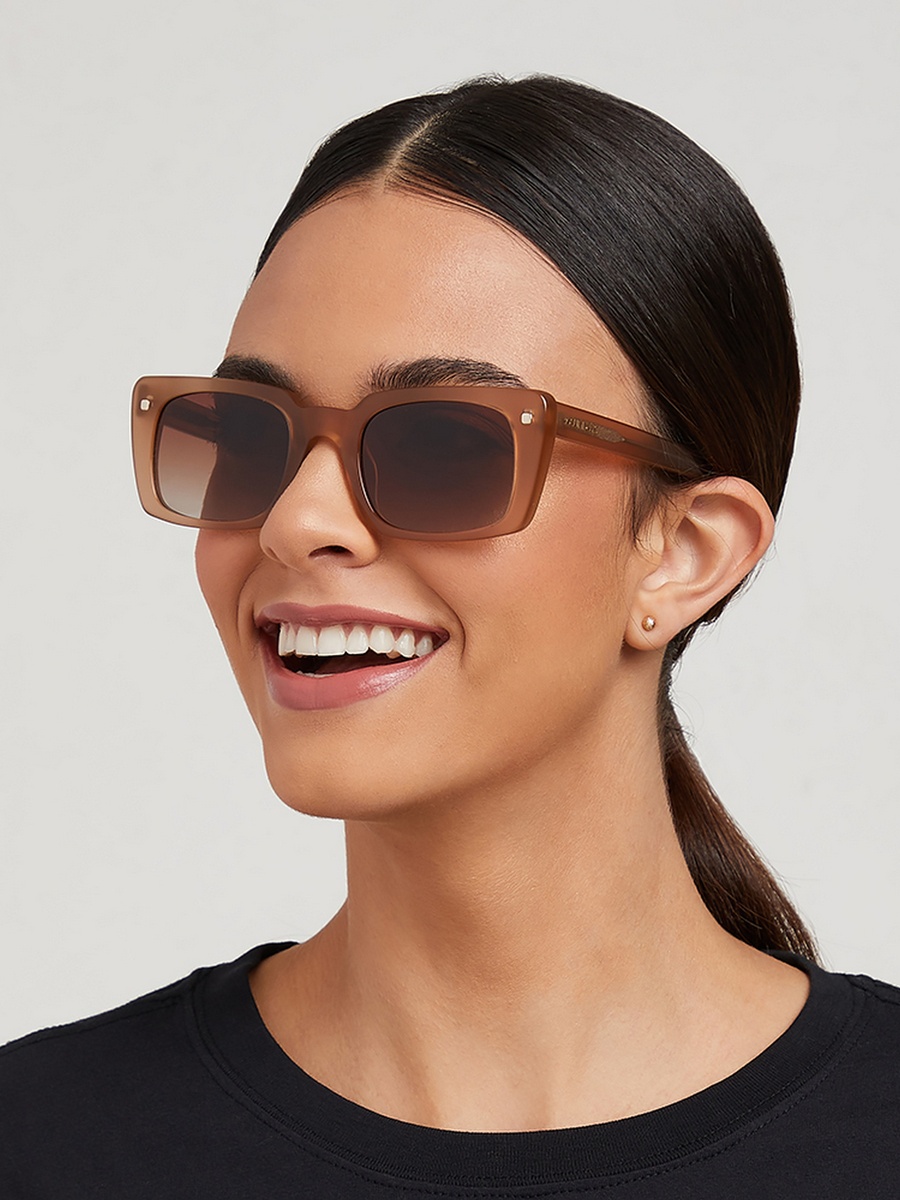 THATS WOW Brown Lens 51 mm Rectangle Sunglasses
