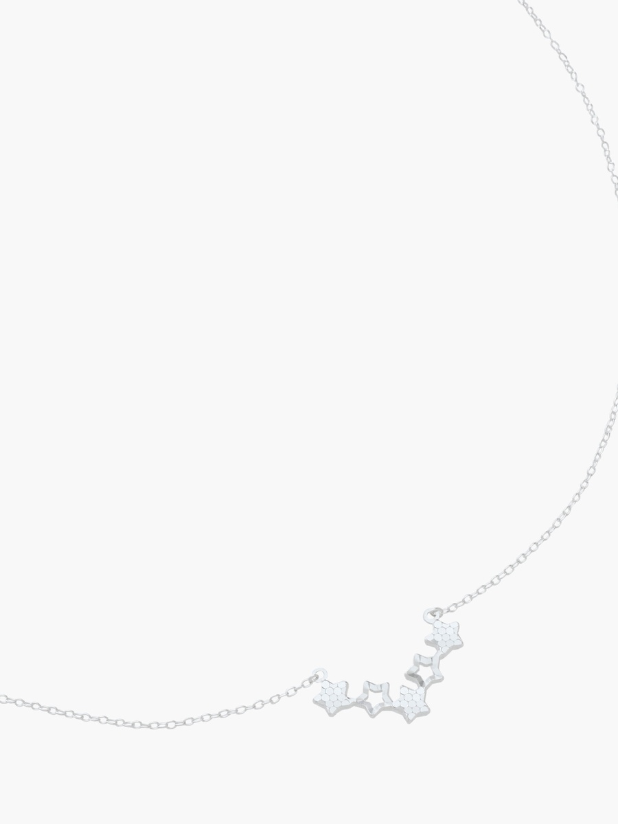 Silver Tone Necklace with Star Motif