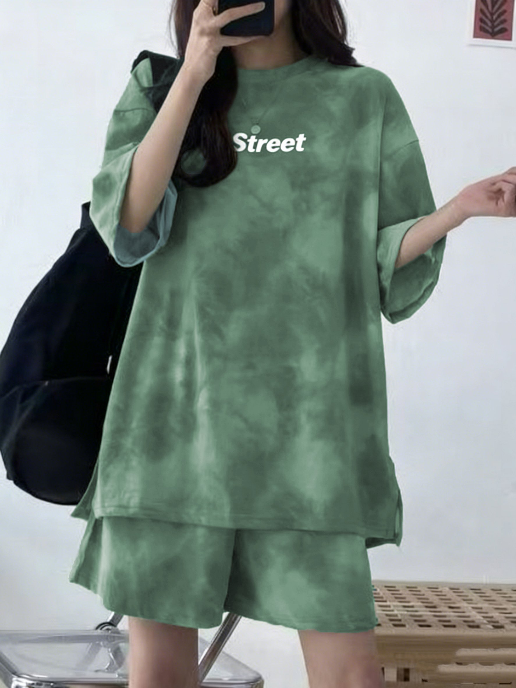 Printed Knitted T-Shirt and Shorts Pyjama Set